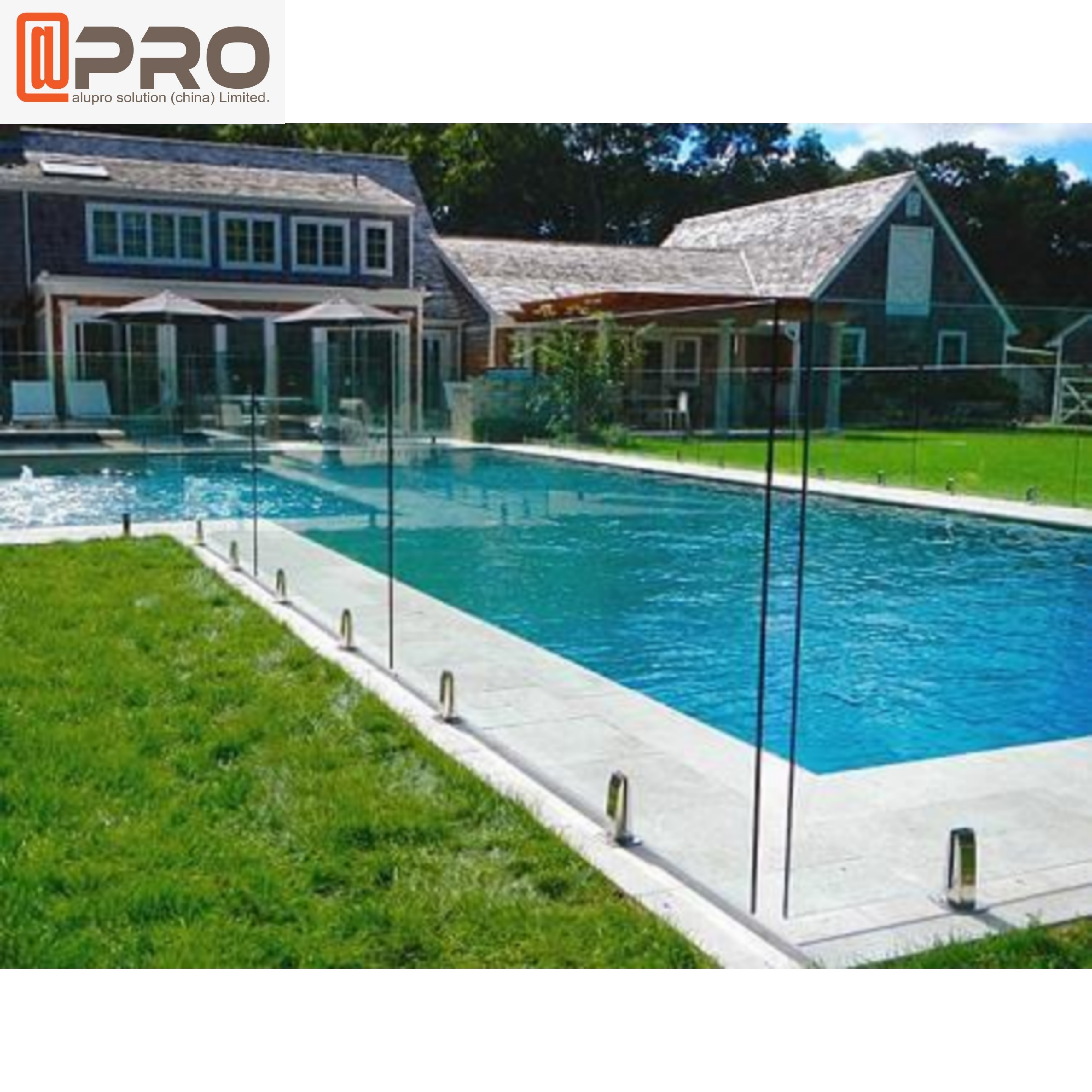 Quality Aluminum Swimming Pool Balustrade Luxury Outdoor Glass Handrail for sale