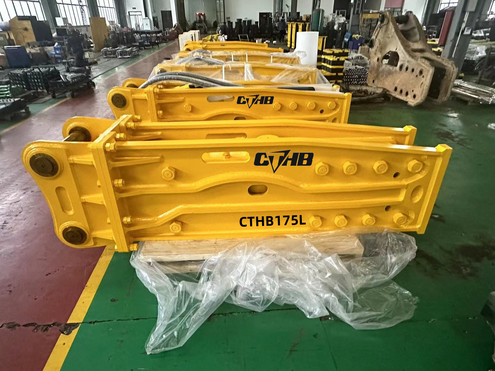 Quality 30-80ton Excavator Breaker Yakai CTHB Top Type Hydraulic Rock Hammer For Heavy Duty Excavator for sale
