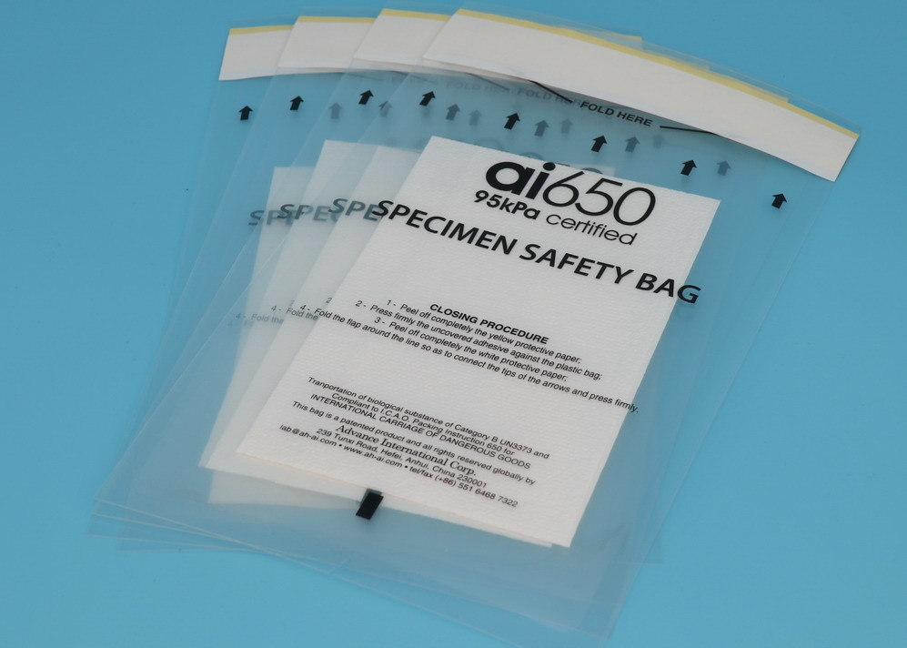 Quality Transparent 95kPa Biohazard Bag , 95kPa Compliant Transport Bags With Custom for sale