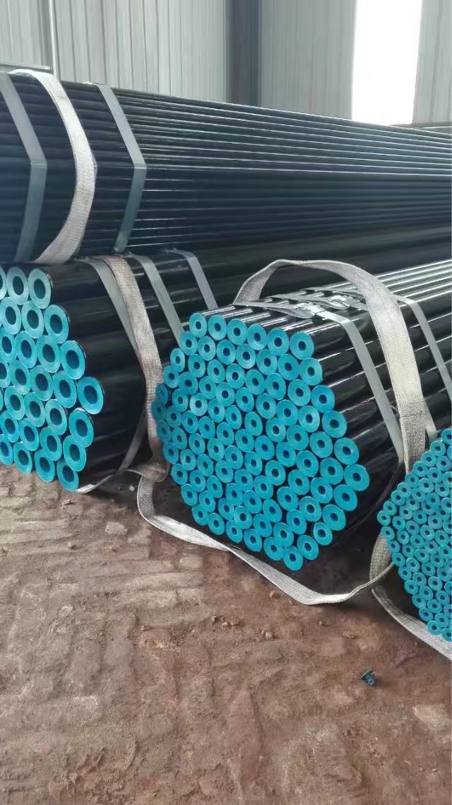 Quality Large Diameter Pipes Erw Round Tube 10B33M SMAG5 S45CB1 Hot Rolled Coils Durable for sale