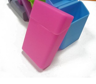 Quality silicone cigarette box cover for men gift for sale