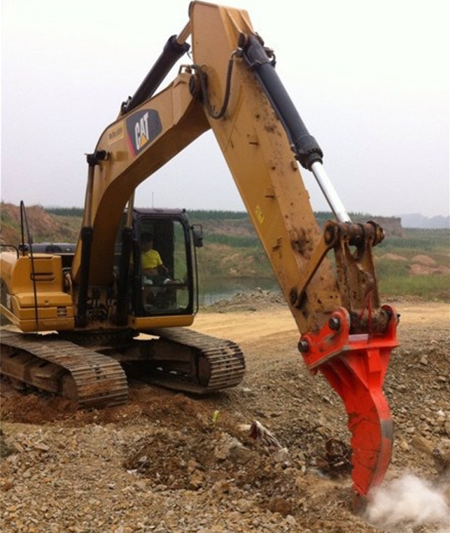 ODM Frost Ripper For Excavator 42CrMo Hydraulic Ripper Excavator