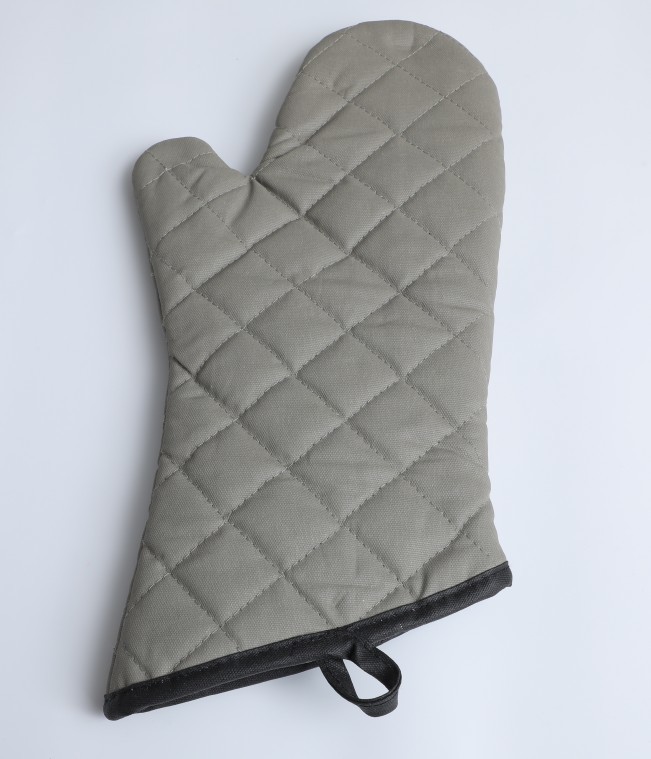 Quality Flame retardant canvas gloves black or green color heat protection oven mitts for sale