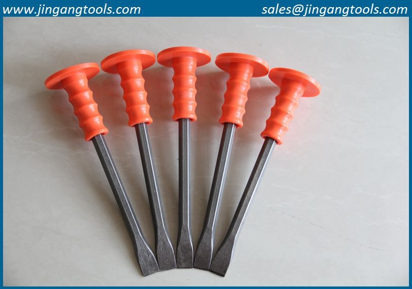 Quality Forged Pointed cold chisel with comfortable PVC Handle for sale