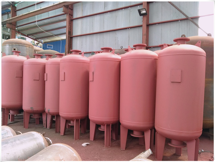 Quality Medium Pressure Natural Compressed Gas Storage Tank For Air Removing System for sale