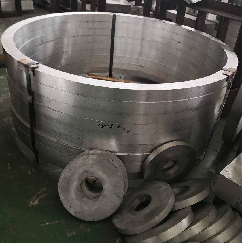 Quality Seamless Dia 3250mm 7075 T6 Forged Aluminum Rings for sale