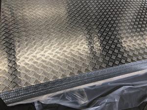 Quality 6mm 1220X2440mm Aluminum Checkered Plate 5052 H32 5bar Diamond Embossed Aluminum Sheet for sale