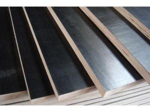 Quality Poplar Core Film Faced Plywood High Strength With Smooth Surface Treatment for sale