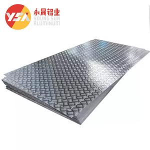Quality 1050 1060 Aluminum Checkered Plate Diamond Sheet Embossed 0.8mm for sale