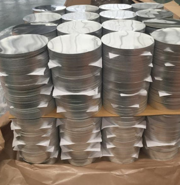 Quality 1060 Aluminium Round Discs Aluminium Circle Plate Mill Finished For Cookware for sale