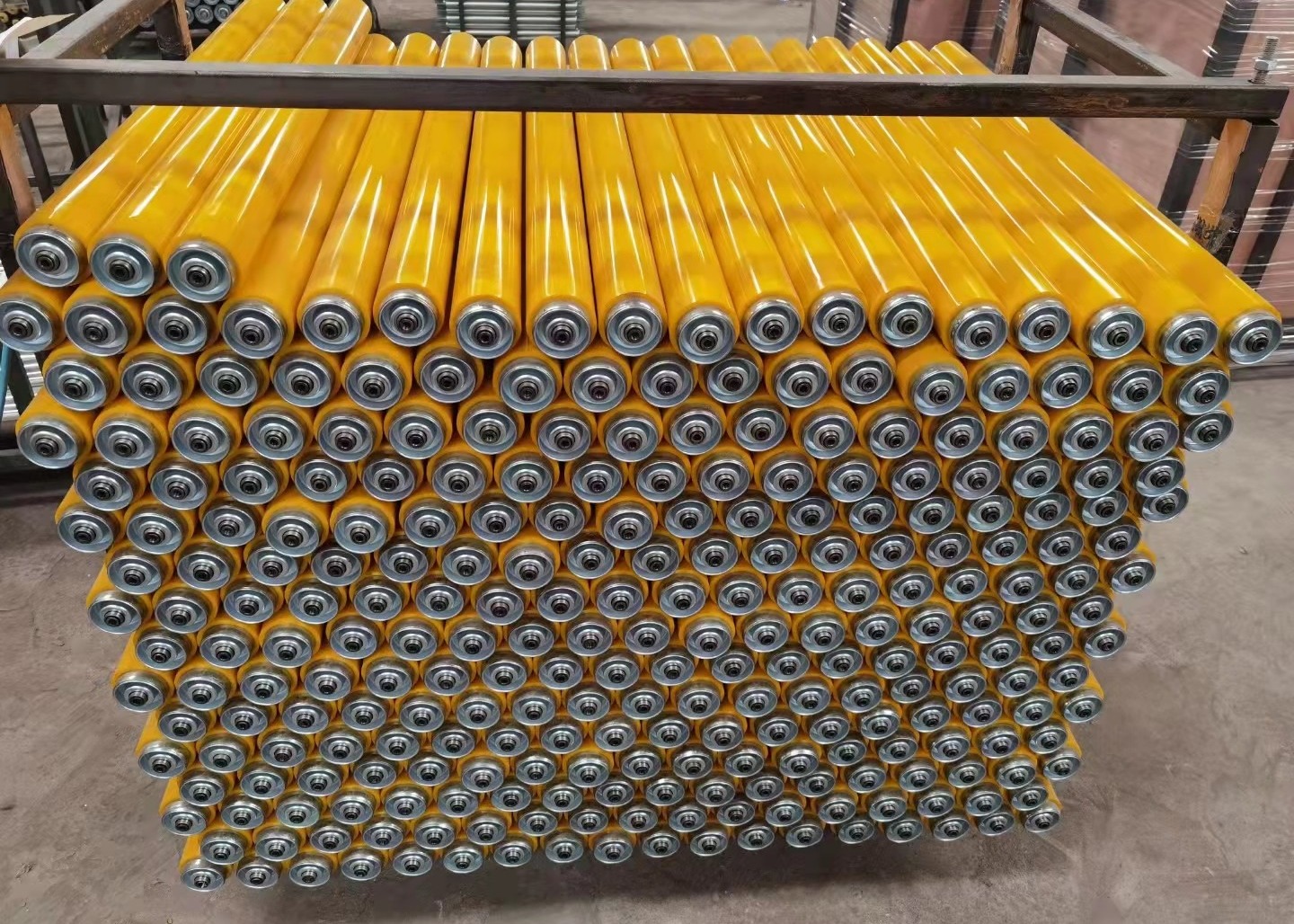 Quality Rotary Free Conveyor Belt Rollers 200kgs Stainless Steel Conveyor Roller for sale