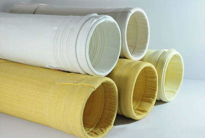 Quality Oil and Water Repellent Polyester Filter Bag 450GSM~550GSM For Steel Plant for sale