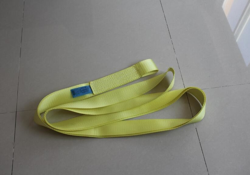 Quality High Tenacity Yellow One Way Lifting Slings 2500kg Working Load Rainproof for sale