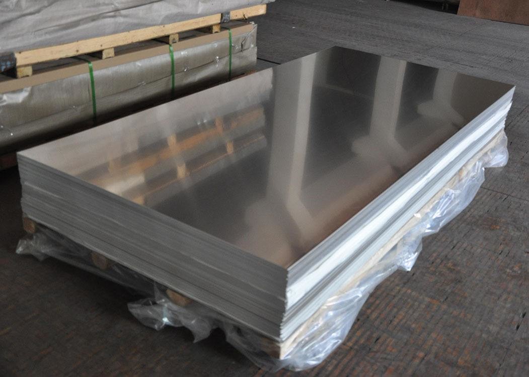 Quality 1060 / 3003 / 5052 / 6061 smooth aluminum plate for sale