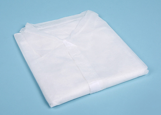 Quality PP Medical Nonwovens Disposable Lab Coats Bulk With Turn - Down Collar for sale