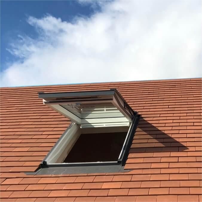 Quality Ventilation Aluminum Awning Window Openable Skylight  Roof Windows for sale