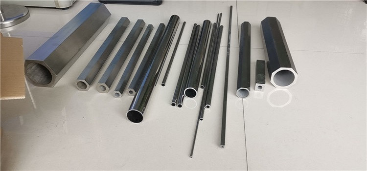 Quality 2024 6061 7075 Aluminum Seamless Pipe Extruded T3-T8 0-300mm for sale