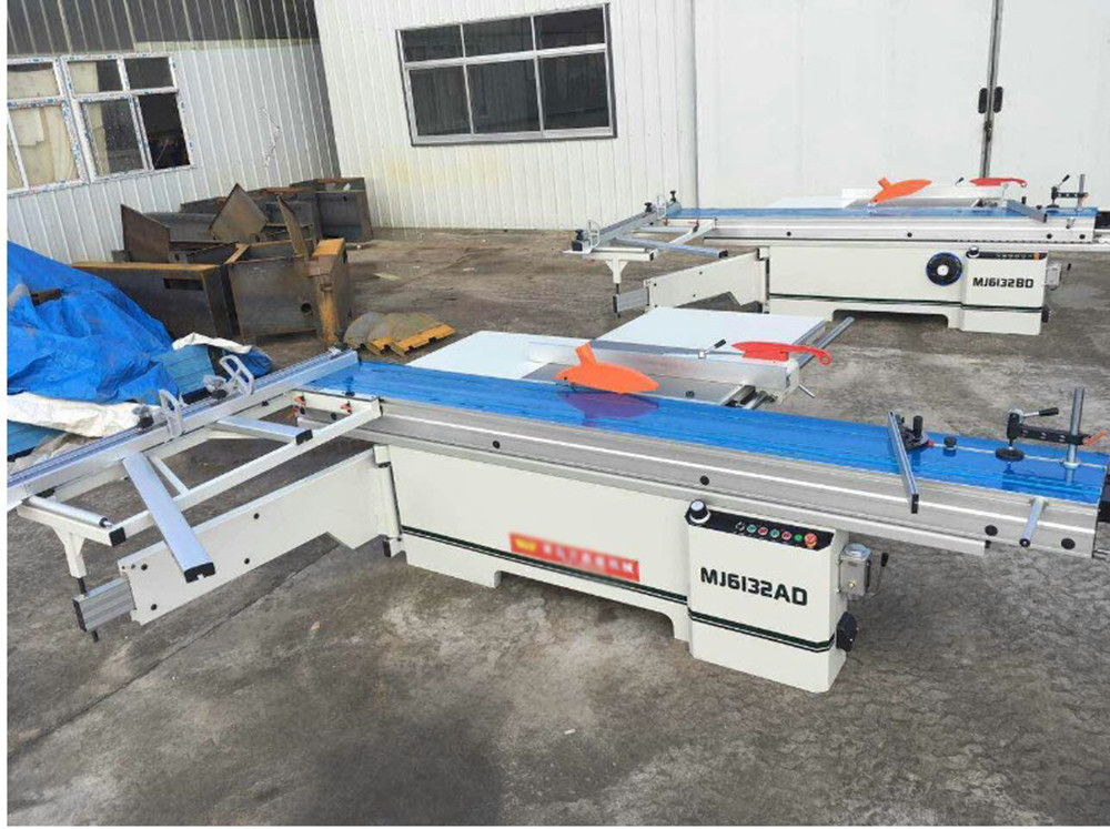 Quality 45/90 precision slide table saw for wood panel cutting factory price for sale