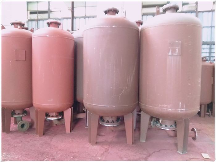 Quality Fire Fighting Diaphragm Pressure Water Storage Tanks 80 Degree Operating Temperature for sale