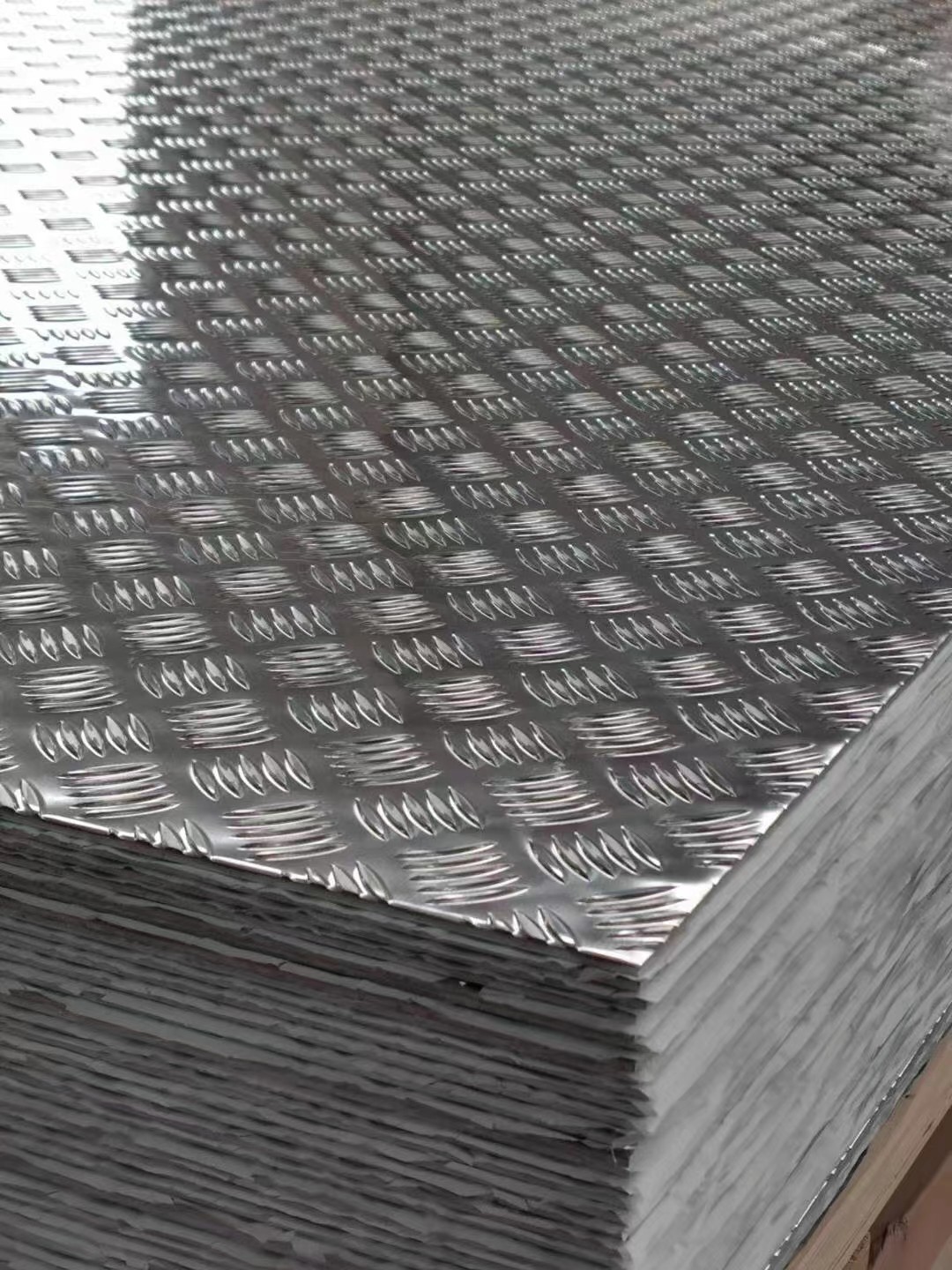 Quality Black Diamond Plate Sheets 4x8 aluminum diamond plate aluminum checkered plate for sale