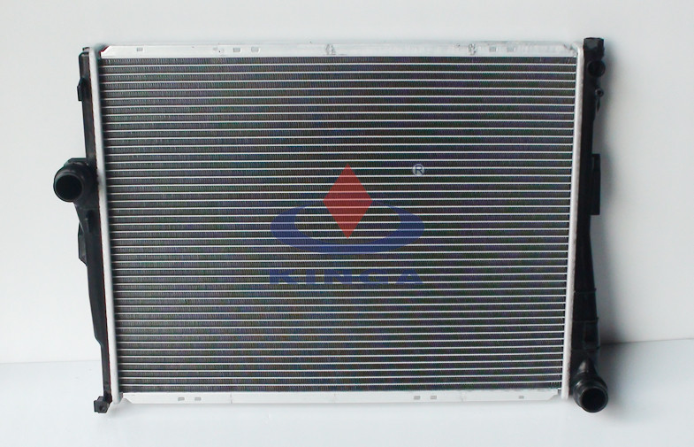 Quality Custom BMW Radiator Replacement Of 316 / 318i 1998 , 2002 MT OEM 9071517 / 9071518 for sale