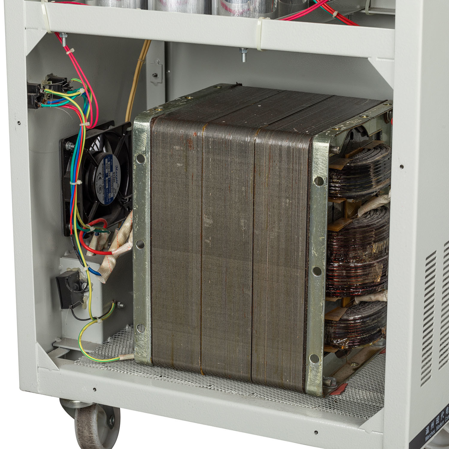 Quality 3KVA CVT Automatic Voltage Regulator Transformer For Broadcasting for sale