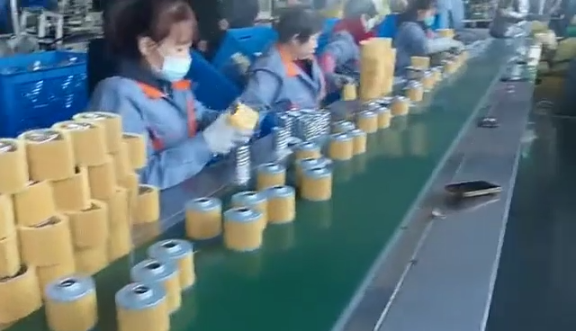 Top quality oil filter manufacturer 03L115562 Fits German car