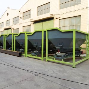 Compound new type organic manure conveying equipment forklift feeder batching