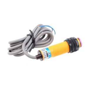 E3F-DS10C4 24V diffuse reflection photoelectric switch sensor 10cm three-wire