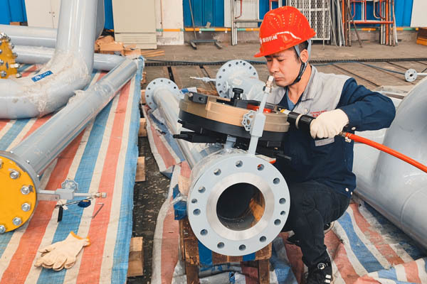 12" On Site Flange Facing Machine Powerful Externally Mounted High Precision