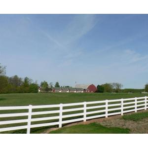 China Sustainable White Vinyl Horse Fencing 3 Rails Design on sale