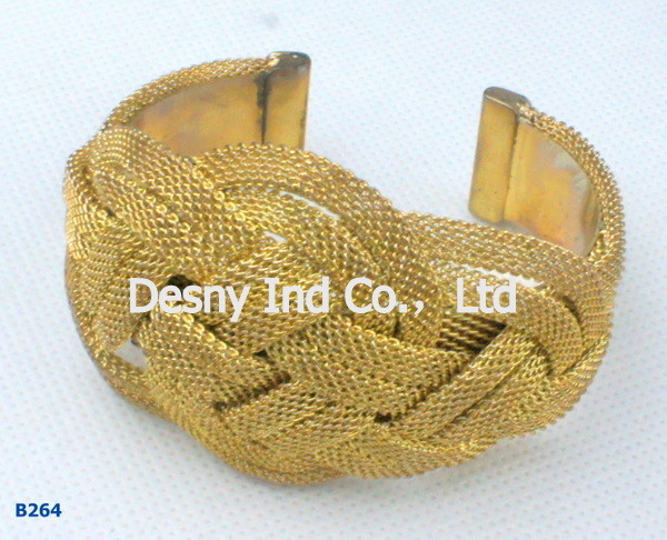 Elegant OEM / ODM metal bangles with gold plated