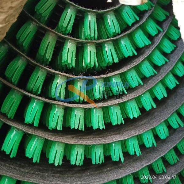 Buy 900mm 5mm PE Grass Turf Plastic Mat Making Machine at wholesale prices