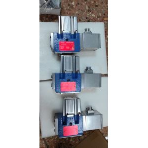 Quality Moog Servo Valve Proportional Valve with 280 bar Max Pressure 0-80°C Operating Temperature and 28-140 cc/rev Displacement for sale