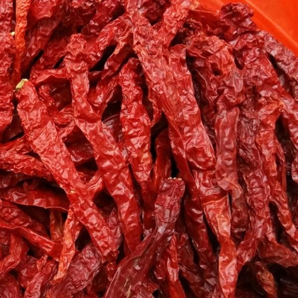Stemless or Stem Cut Crushed Chilli Peppers The Must-Have Ingredient for Spicy