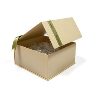 Custom Foldable Cardboard Gift Box Packaging With Ribbon Rigid