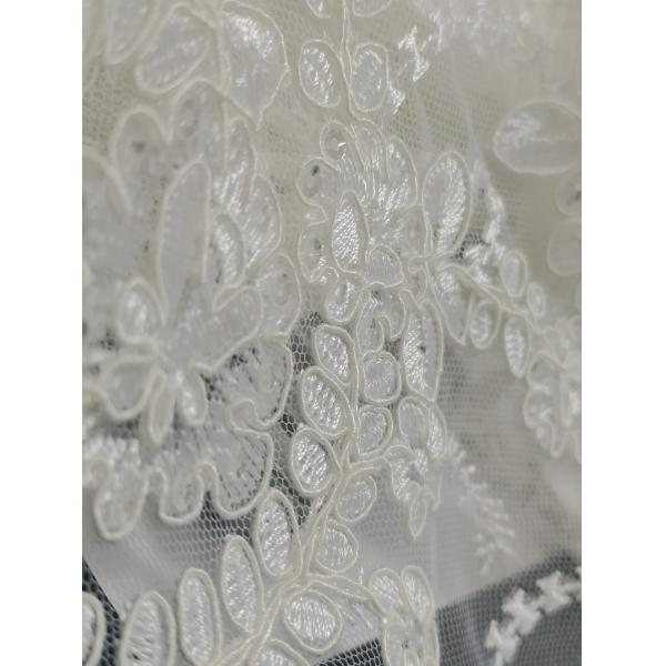 58cm Bridal Lace Fabrics , PET White Sequin Lace Fabric Scalloped Edge