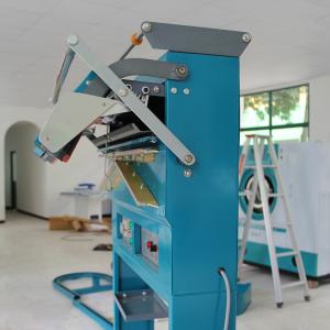 Dry Cleaning Shop Garment Suit Packing Machine Clothes Packaging and Sealing