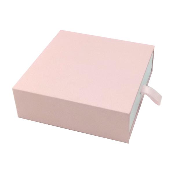 Buy VAC Tray Hard Gift Boxes CMYK 4C Offset Pink Magnetic Box at wholesale prices