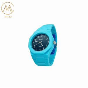 30 Meters Water Resistance and Quartz Movement Quartz Watch