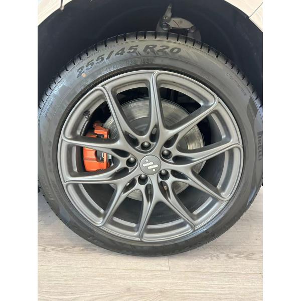 2023 High Power 4WD Zhiji LS6 EV Sports Car with Pure Electric Range of 560-702km