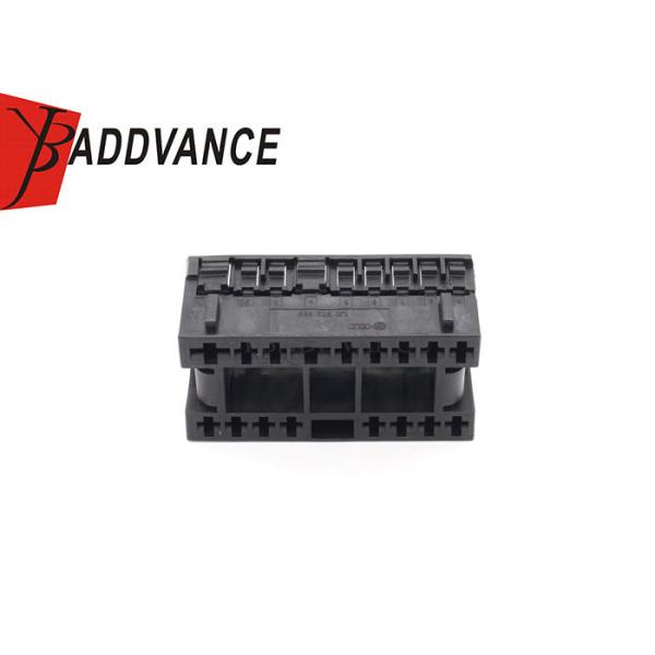 1J0972999 17 Pin Headlight Socket Automotive Light Lamp Plug For VW Car