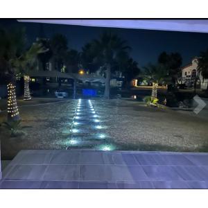 400 Lumens Solar Powered Dock Lights Waterproof IP68 Aluminum Material