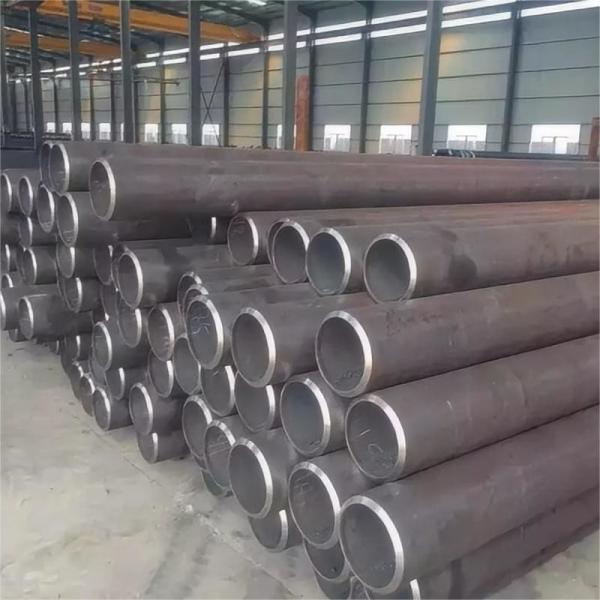 Buy Black Carbon Steel Pipe Hot Rolled Technique Round Section Shape at wholesale prices