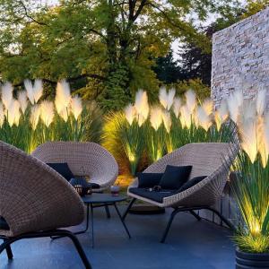China Solar Powered LED Fiber Optic Lamp IP54 Reeds Outdoor LED Floor Lamp on sale