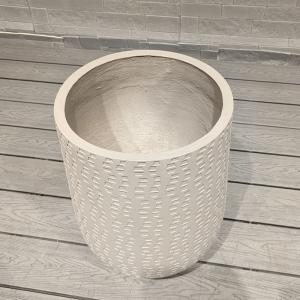 Light Grayish White Repetitive Geometric Pattern Round Fiber Clay Planter