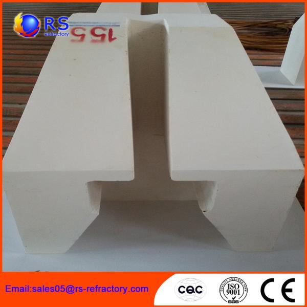 Professional Custom Corundum Brick 48.3% Alumina For Side Walls / Working Ends