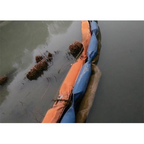 Buy Anti Aging Spill Containment Barriers , Oil Spill Boom Good Oil Retaining Status at wholesale prices