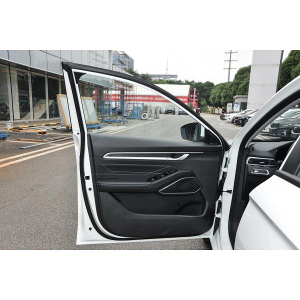 Geely Emgrand L Hip EV Car Plug-in Hybrid Electric Vehicle with Overall Mass kg 1980