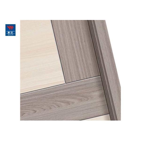 Modern Style Eco-Friendly Waterproof Carved Interior Wood Door For Bedroom Bathroom For Houses